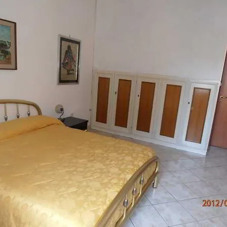 Gianni Bed & Breakfast 2*